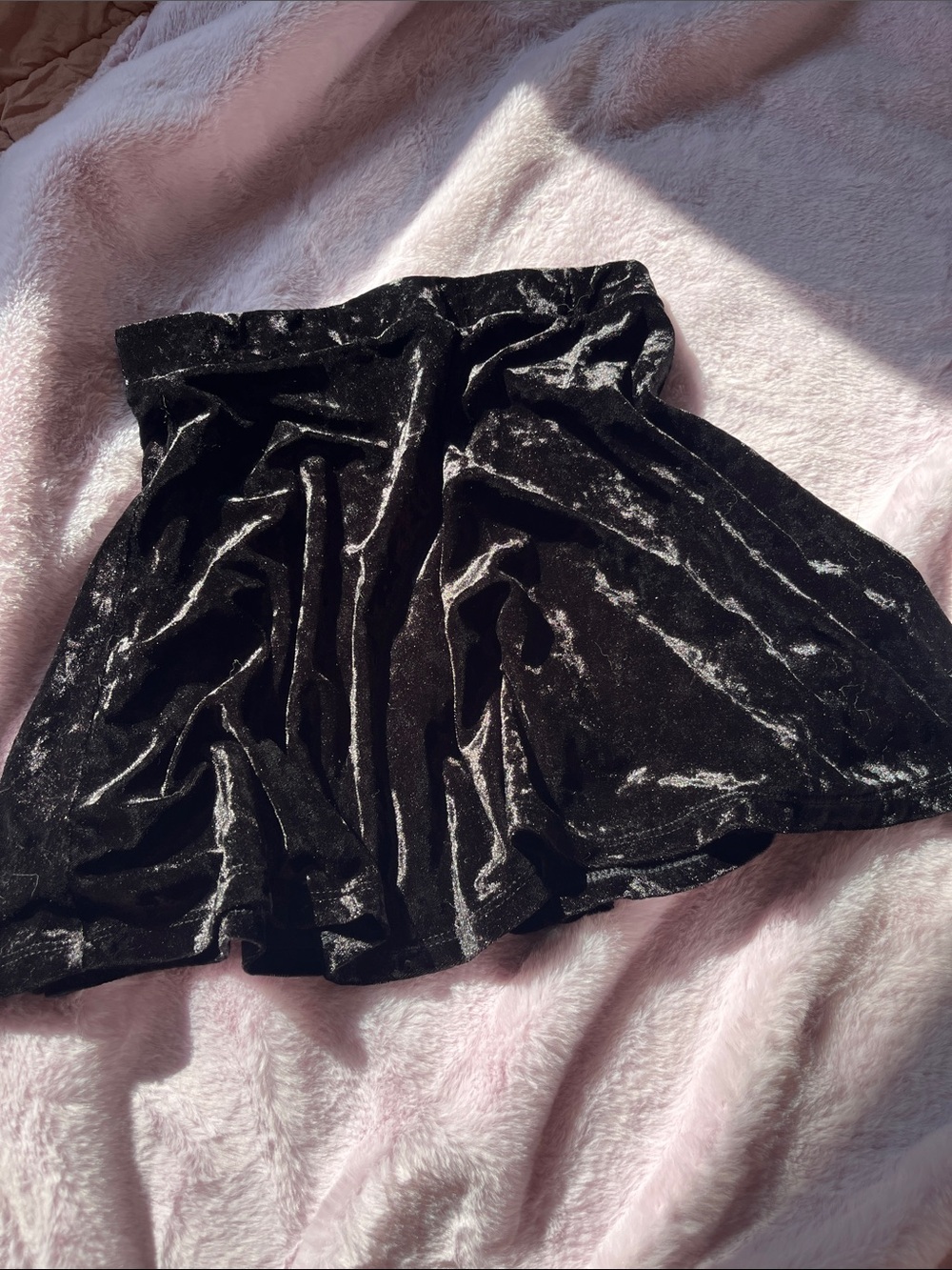 Forever 21 Black Velvet Skater Circle Mini Skirt